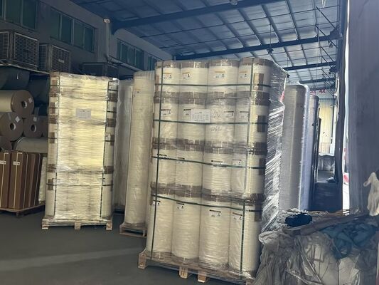 Soft Hardness Book Laminating Film with 3 Inch Paper Core for Long Lasting Protection