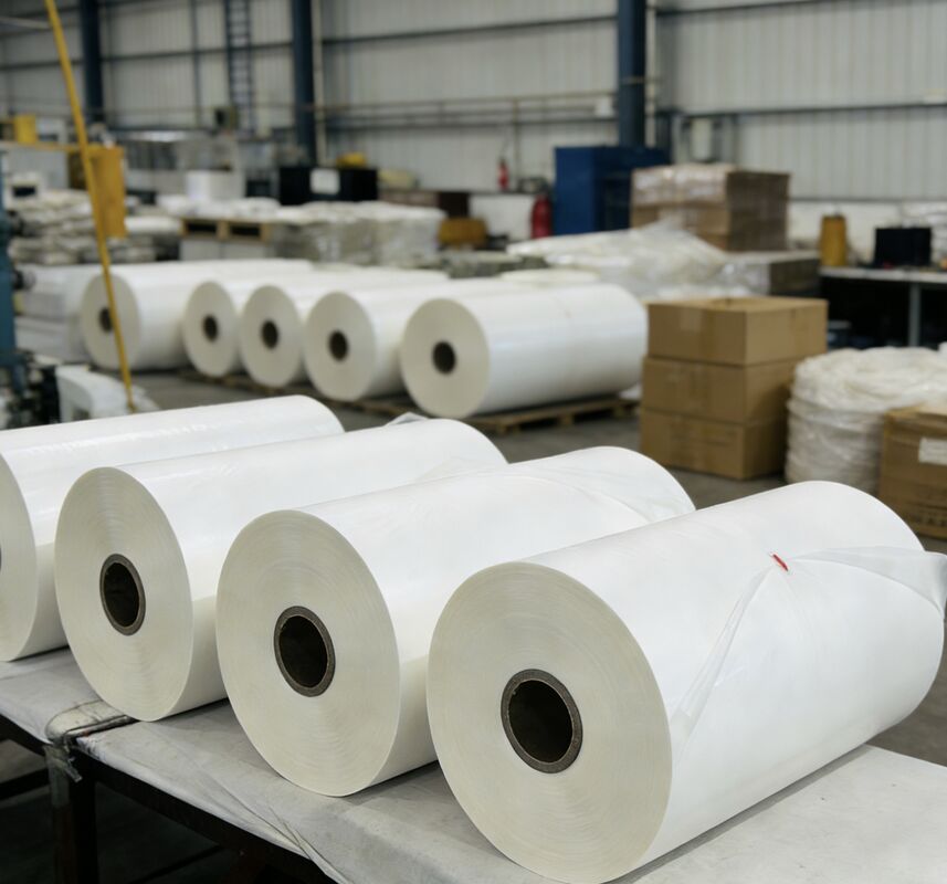 Double Corona Treated Digital Laminating Film for Hot Lamination with 2200 Mm Width and 120°C Temperature Resistance