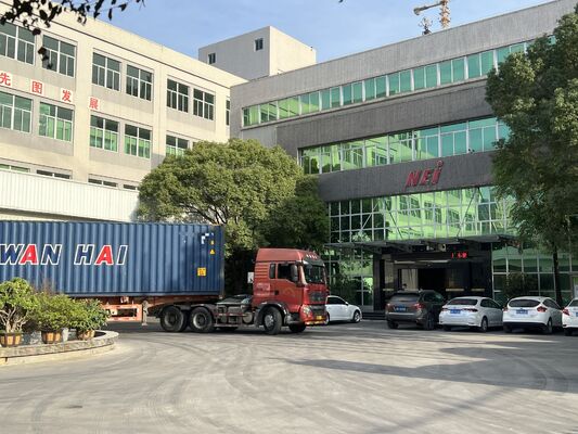 Soft Matte Lamination Film with 17-45 Microns Thickness and 1 Inch, 3 Inch Paper Core for Thermal Lamination