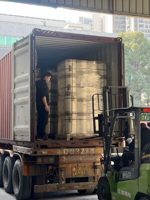 1 Inch Or 3 Inch Core Book Laminating Film With Up To 400m/min Lamination Speed And 11-250 Microns Thickness For Book Protection